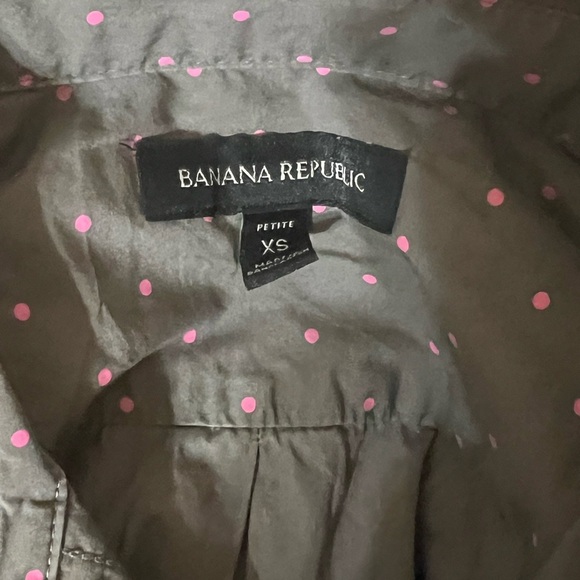 Banana Republic Gray With Pink Polka Dots Blouse - Picture 4 of 5